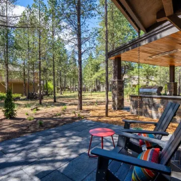 Alpine Lodge Sunriver, 5 Br Luxe, Sharc, Hot Tub, King Suites, EV, Ft Rock Park