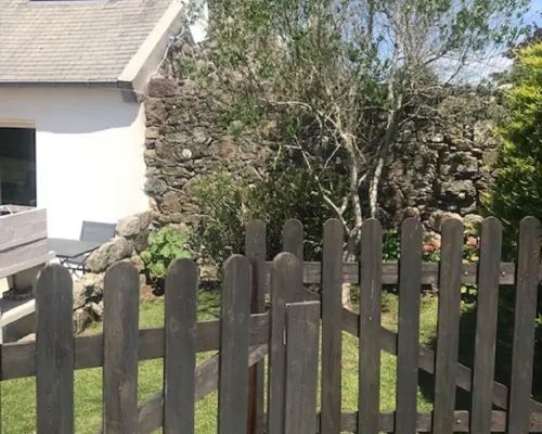 Cottage 4p with garden Saint-Nic Center near the Crozon peninsula, Hotels in Saint-Nic