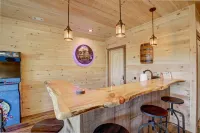 5⋆ View/Hot Tub/ Pool Table/Arcades/Bar - Hytter