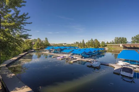 Waterfront Loft in the Heart of Sandpoint