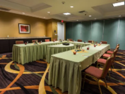 Hilton Garden Inn San Mateo Hotéis em San Mateo