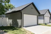 Burnett Cottage OG Cedar Rapids Downtown