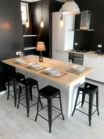 Iseo Lake View - the window on the harbor