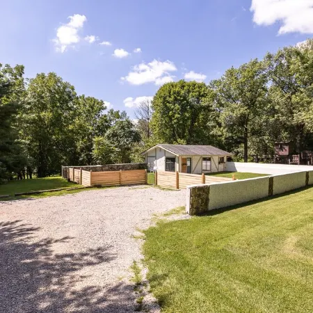 Everwood Cottage ^ Trees, Birds, and Quiet! Military Friendly