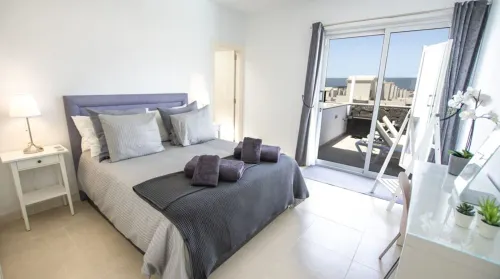 Casa Moda is Short walk to Marina Rubicon, bars/restaurants, boutique shops
