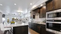 The Cozy & Classy Boise Home                           No cleaning fee!