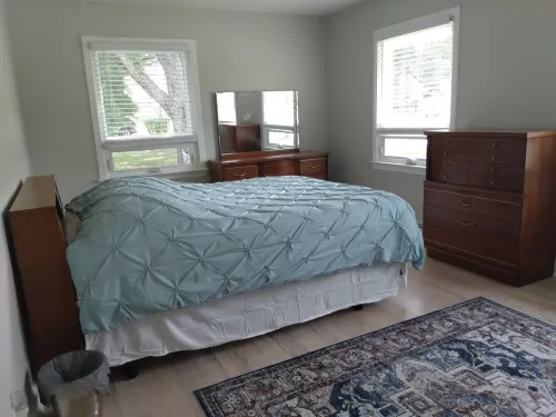 Family Friendly Fully Renovated Quiet House