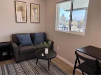 New Remodeled Upstairs Apartment Central El Cajon with AC