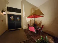 LAKESIDE REMODELED RETREAT MINUTES FROM SPRING TRAINING!!!!