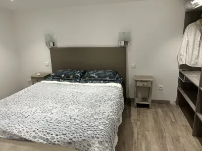 Bas de Villa , 2 Chambres Отели рядом с достопримечательностью «Plage de Calzarellu»