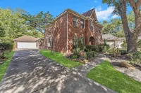 Luxury Woodlands Hideaway Home - Pool, Updated, & Close to Everything!