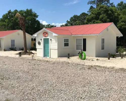 The Blue Crab at Riverwalk Cottages Unit 202B Hotels in Carrabelle