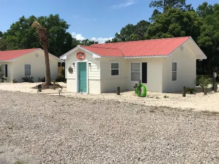 The Blue Crab at Riverwalk Cottages Unit 202B