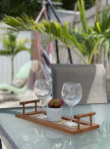 Home in quiet Bird Sanctuary Neighborhood, close to  Beach