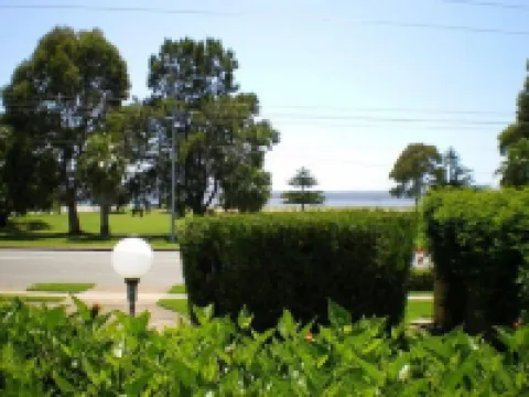 1 Commodore Batehaven Hotels in Batehaven