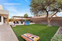 Private Desert Oasis / Pool, Arcade, Grill & RV Parking / 4 Bedroom 2 Bath Home