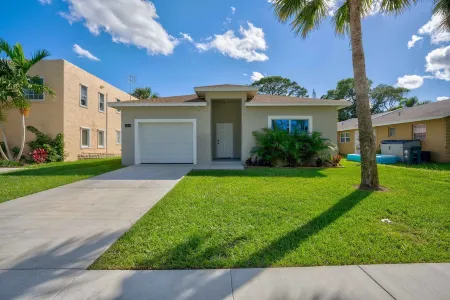 Tropical Jupiter Seascape
