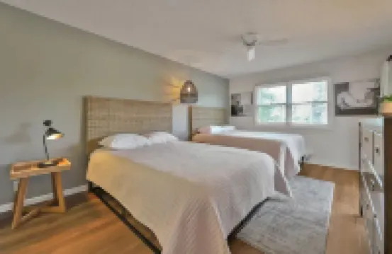 Spacious 4 bed/ 4 bath Villa on Golf Course