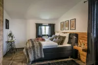 Fantastic "Sonntagshorn" vacation apartment on the Fasanenhöhe horse farm Hotels in Chieming