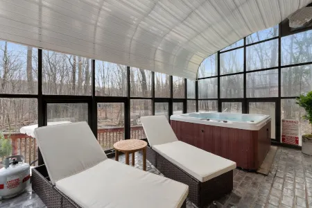 HUGE Private Deck | 5BR Modern Poconos Vacation