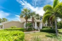 Across the street from Cape Haze Marina-Less than 10 min to World Class beaches!