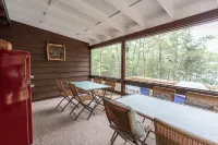 Lake Wallenpaupack Cottage with Private Dock, Kayak and Paddle Boards - Alphydda