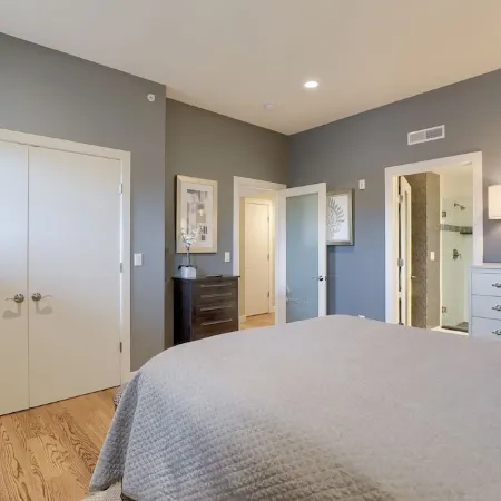 Luxury Lancaster Downtown Condo - 3 blocks from Central Market!