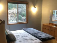 Diamond House, cozy home in a park-like setting Hotels in Ketchikan