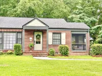 Cottage by the Square