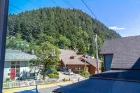 Spacious suite in the heart of downtown