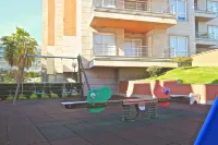 EXCLUSIVE APARTMENT IN SANXENXO, GARDEN AND SWIMMING POOL 100 M FROM SILGAR BEACH