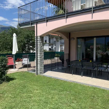 Pool apartment in quiet and central area