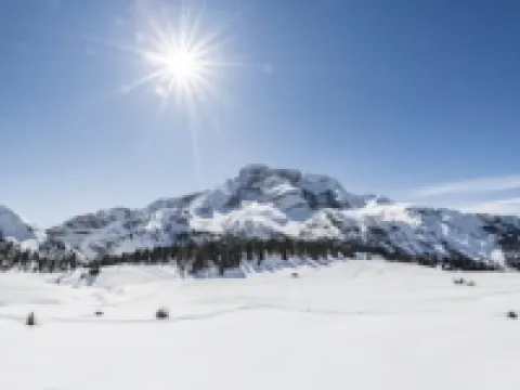 5 Minutes from the Alpe di Siusi Cable Car, Family Apartment and Terrace. Hotel di Siusi