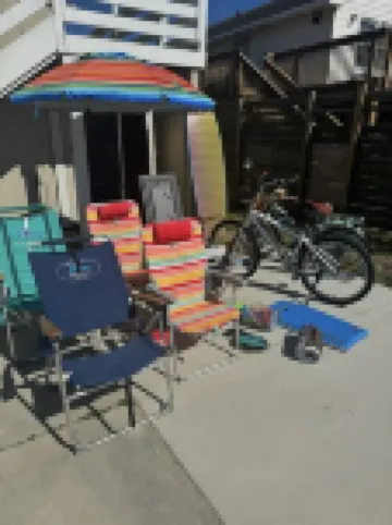 Seaside Breeze - 4BR 3BA 5 min. Walk to Beach