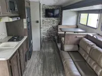 RV Camping on the Salmon River in 23FT Camper on165-acre Farm, Hotels in Osceola