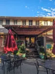 NEW Across St from CSU campus! 3 bedroom 1.5ba, above famous Rainbow Restaurant