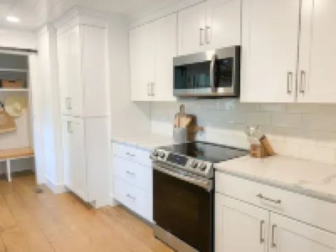 Charleston "Chucktown Cottage" mins to Beach