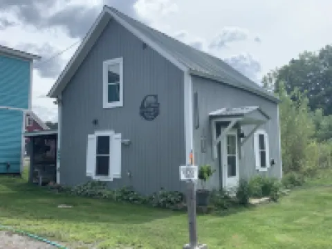 The Coral Cabin