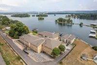 Ultimate Lakefront Retreat in Hot Springs with Private Boat Slip!