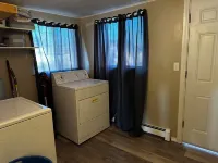 Charming cottage minutes away from Downtown