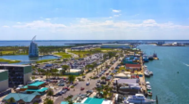 Ocean Breeze Retreat. 3-bedroom house in lovely Merritt Island.