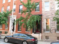 The 3 Bedroom Clifford House in Historic Mount Vernon