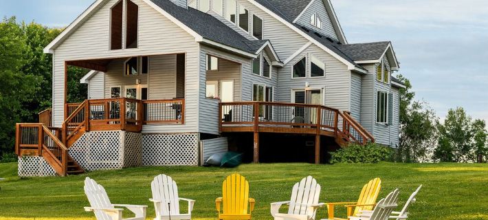 150+ ft Of Lakeshore / Private Beach / 4 Acres Hotels in Pine County