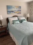 Hudson Hideaway: 2 BR/2 Bath Gulf Front Condo,Stunning Sunset from 27' Balcony