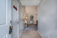 We Love Pets! 6ft Fenced in Backyard and Pet Amenities.