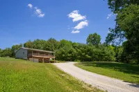 Beautiful, Stylish 3Br Near Mohican & Pleasant Hill Lake!