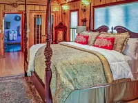 Family Friendly Near River  -  Campfires! Hot Tub, Game Rm, Views Pets welcome Hotels in Ripton