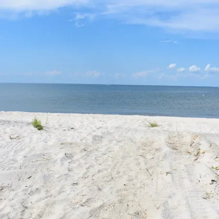 Soul Surfing II: Private Beach-Breathtaking Sunset Island Views