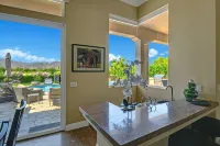 Luxury PGA West on golf course Private Pool & Pristine unobstructed Golf Views Hotel a La Quinta