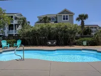 Mermaid Lagoon! Beautiful waterway views, private pool, great family getaway! - 4-Star